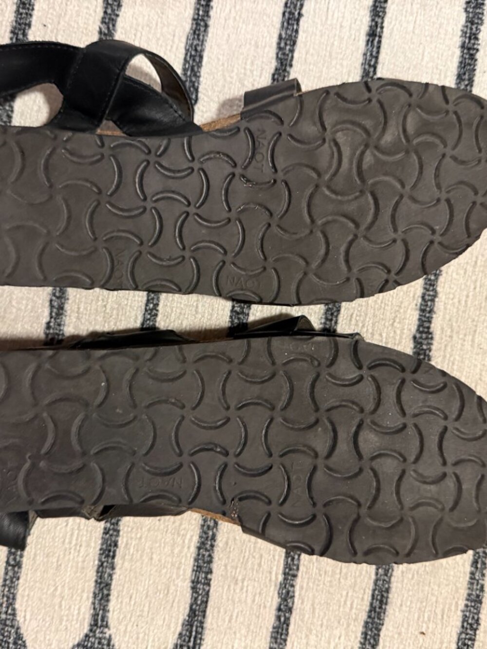 Naot Kayla SZ43 Black Matte Leather - Picture 6 of 6